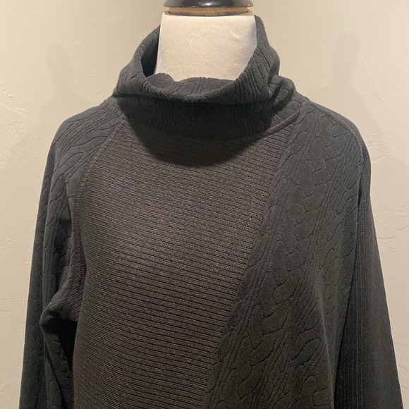 New, without tags. Ladies Wooly Bully knit tunic top - Picture 2 of 8